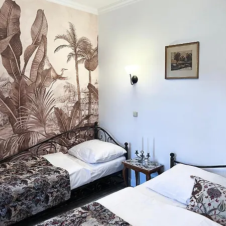Hradny Apartment *