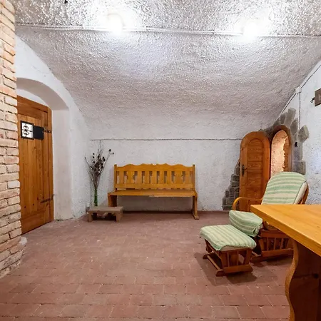 Apartment Hradny *